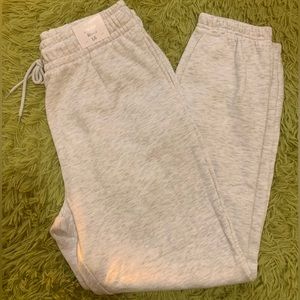 NWT NEVER WORN Size Large Gray Joggers Sweatpants